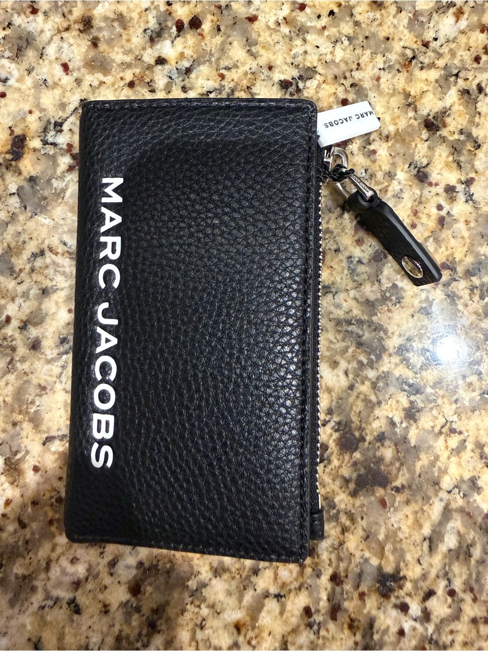 Marc Jacobs Medium Flat Black Wallet NWT $150